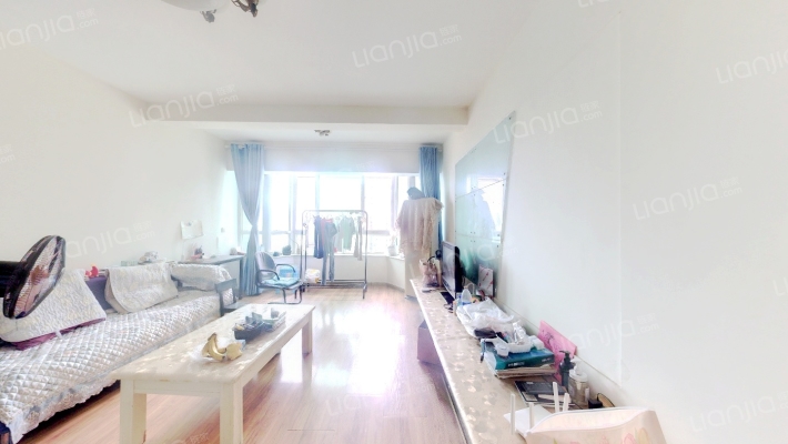 沙龙广场二手房实景图