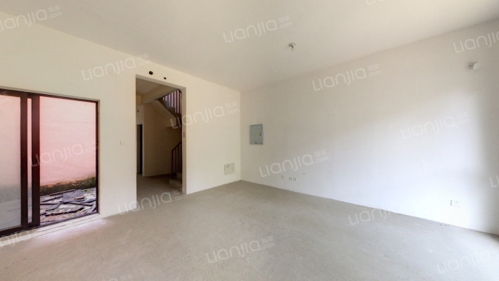 华新花予墅二手房实景图