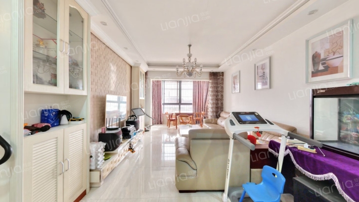 鼎昌名邸二手房实景图