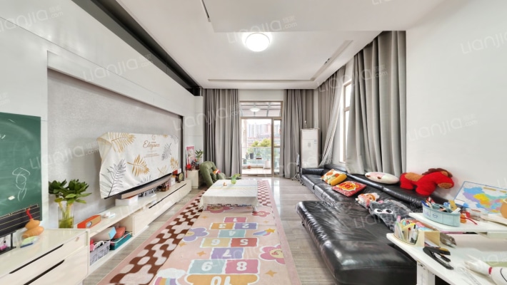 世茂蝶湖湾二手房实景图