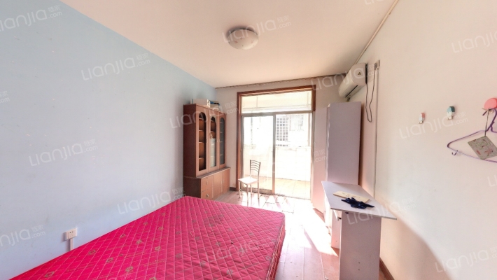 华太小区二手房实景图