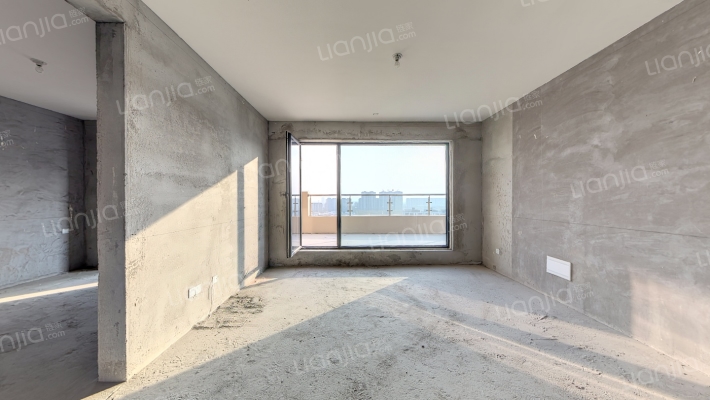 天正凤麟东院二手房实景图