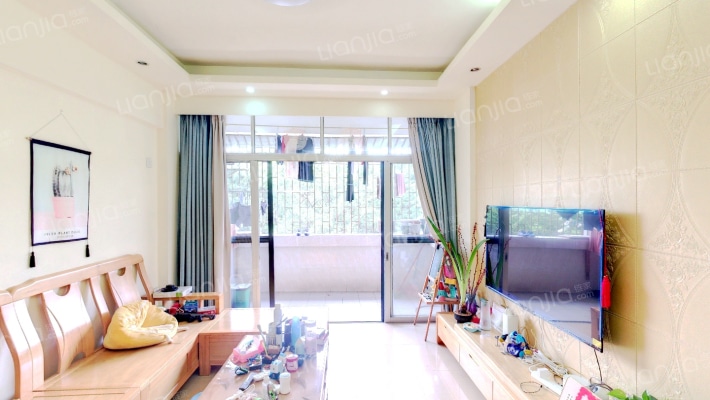 沿河商住区二手房实景图