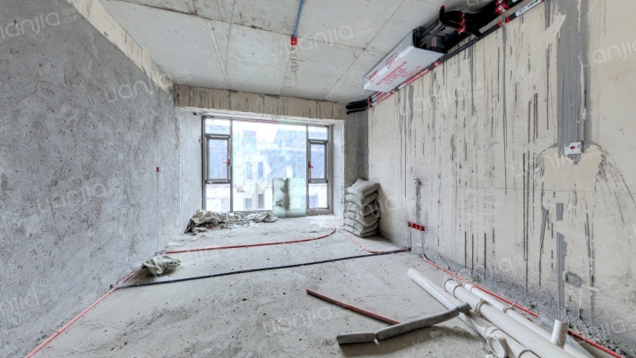 中南樾府二手房实景图