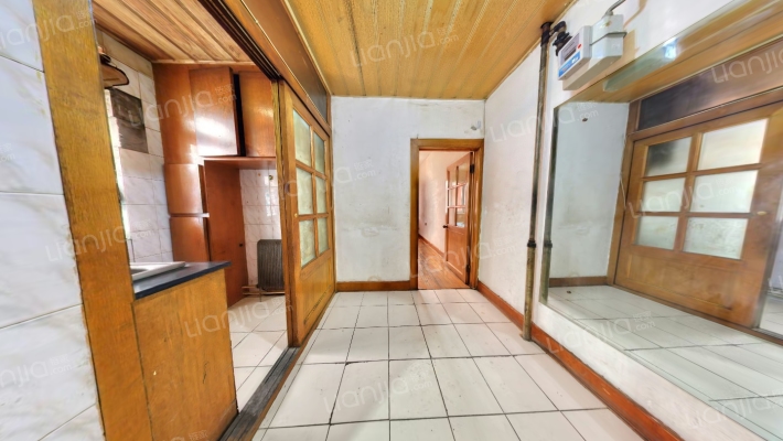 艳路四期康居小区二手房实景图