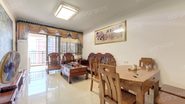 恒信嘉园二手房实景图