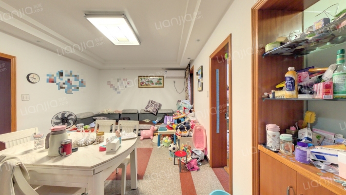 银河新村二手房实景图