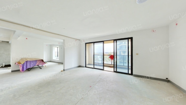 荣安桂语嵩江二手房实景图