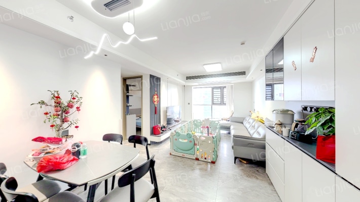 美的世茂滨江壹号二手房实景图