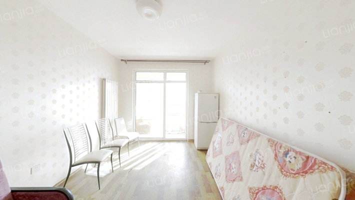 隆达新苑二手房实景图