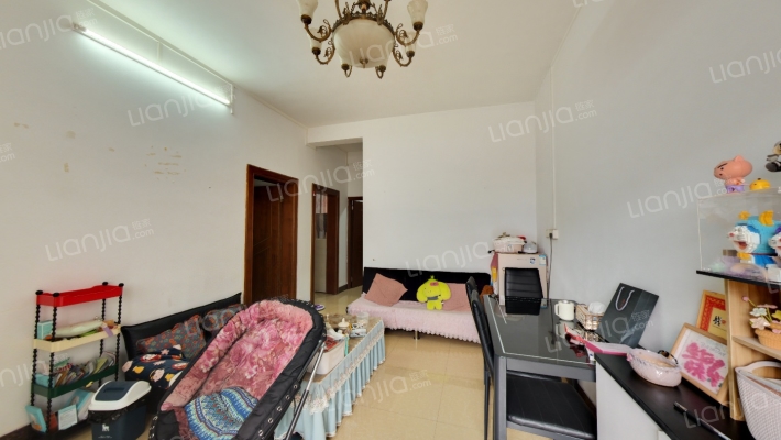 鸿图新村二手房实景图