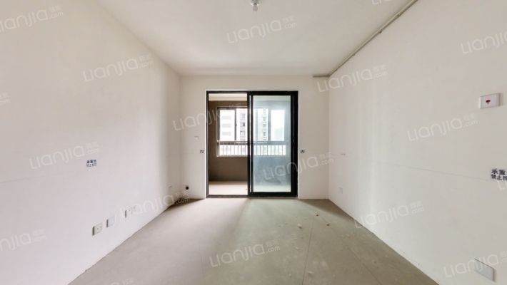 新华公寓祥瑞苑二手房实景图