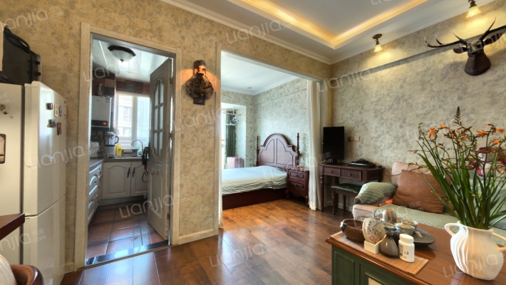 易道郡玫瑰公馆一期二手房实景图