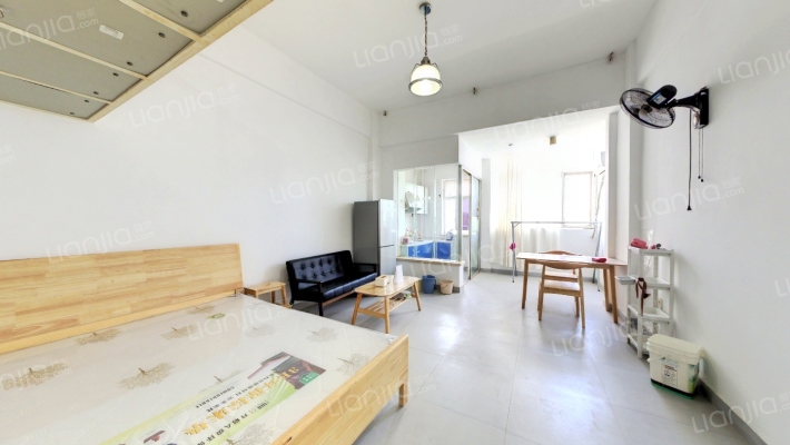 清风别墅二手房实景图