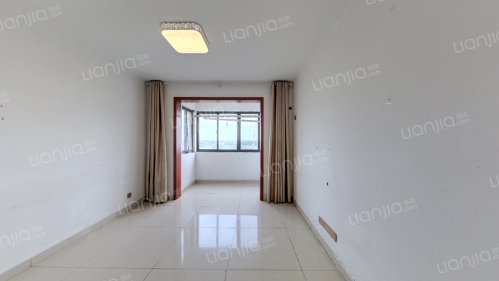 贡湖苑二手房实景图