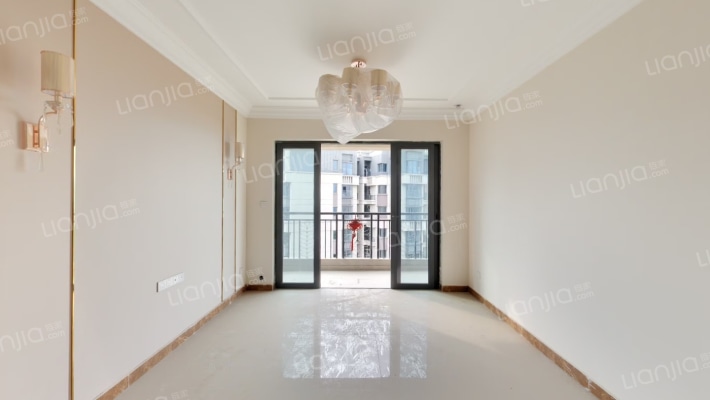 恒大云湖上郡御龙台四组团(7.3)二手房实景图