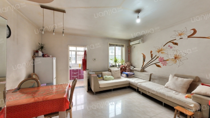 中国银行家属院二手房实景图