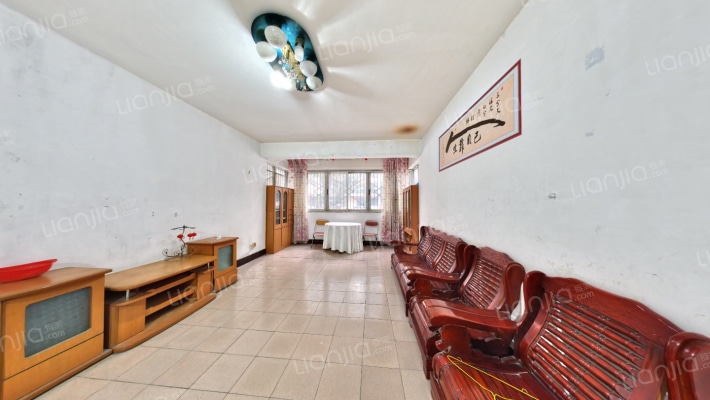 巨人树小区二手房实景图