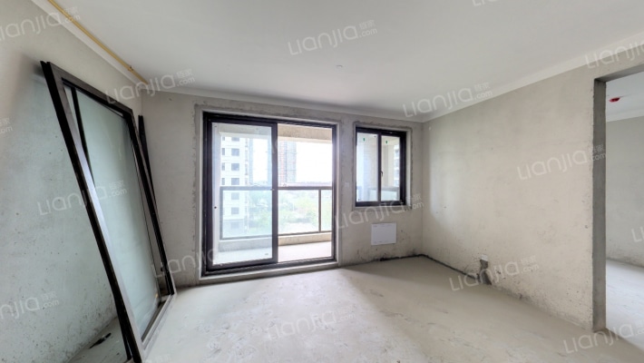 绿地悦尚湾城二手房实景图