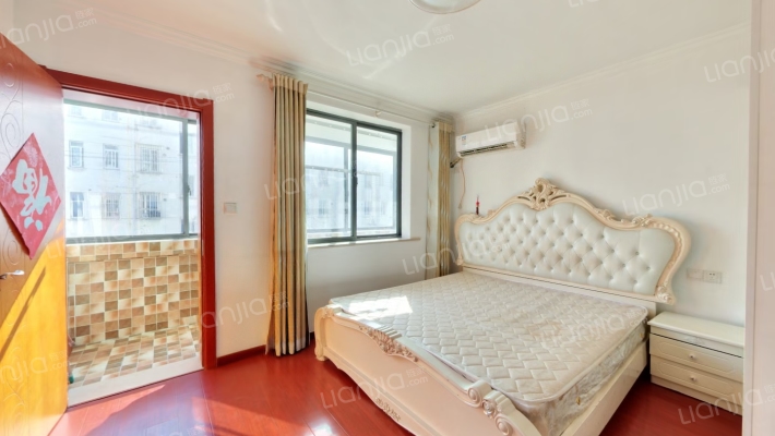 湄长新村二手房实景图