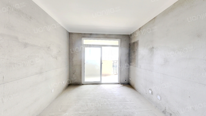 荣信绿景公馆二手房实景图