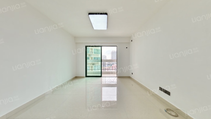 湖景居二手房实景图