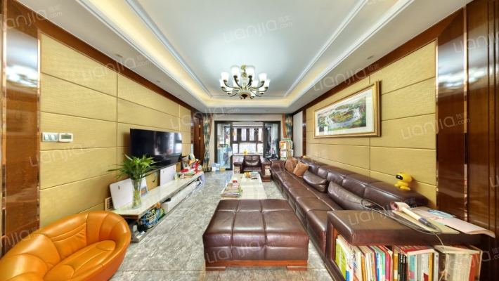 恒大翡翠华庭C区二手房实景图