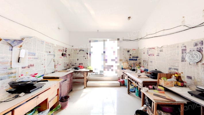 新鹿花苑二手房实景图