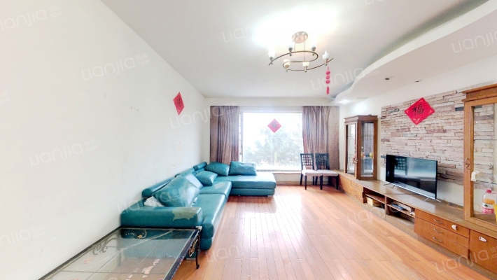 巴黎花园二手房实景图