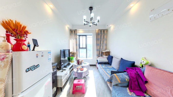 保利星座二手房实景图