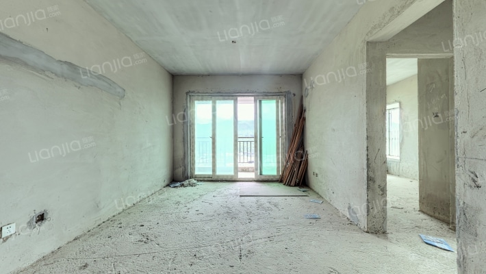 岭地尚院二手房实景图