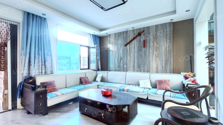 京都颐和城 4室3厅 南 北-客厅B