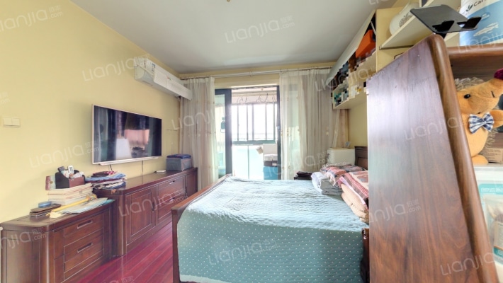 四季绿城二手房实景图