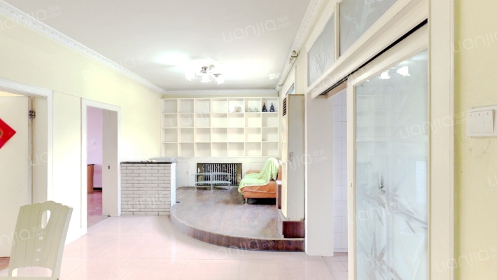 市交通局宿舍二手房实景图