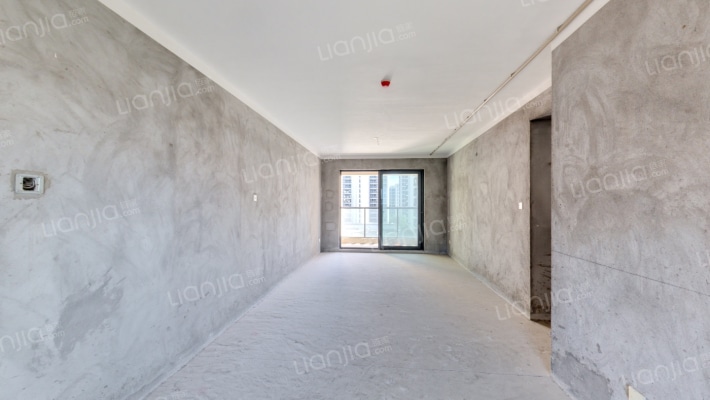 沁学园二手房实景图