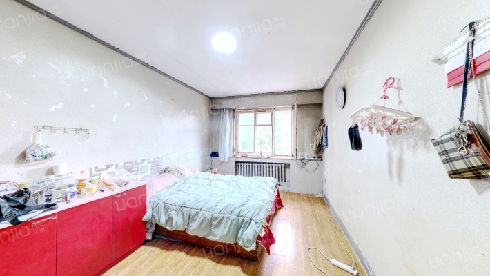 买卖街二手房实景图