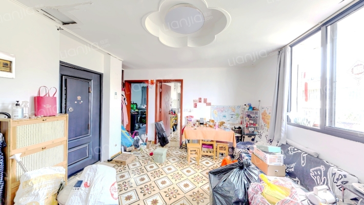 东辉小区二手房实景图