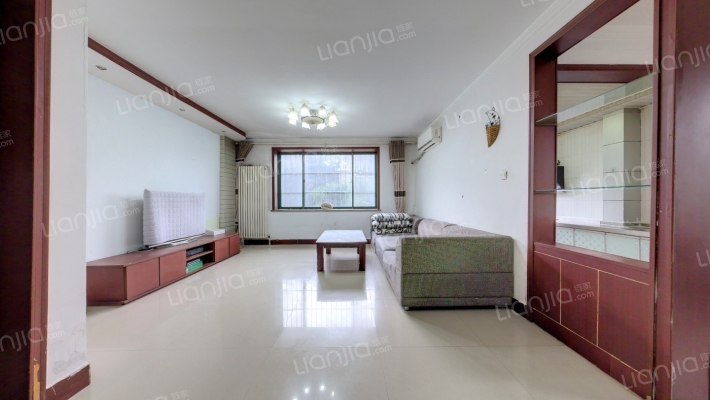 泰山家园二手房实景图