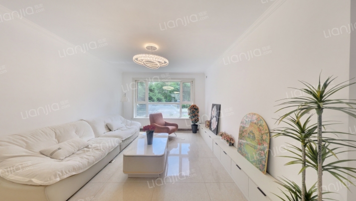 上台花园D区二手房实景图