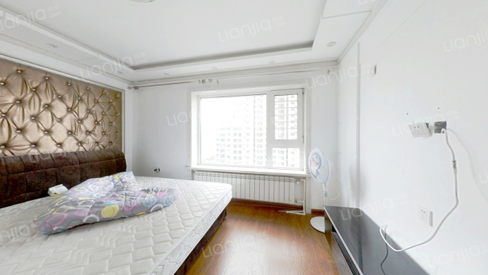 辰能溪树庭院二手房实景图