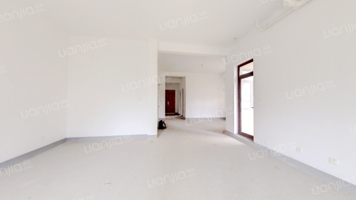 金河名人世家二手房实景图