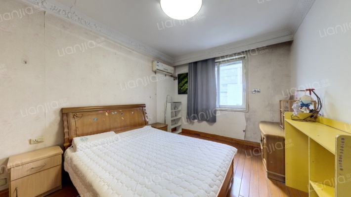 长木里二手房实景图