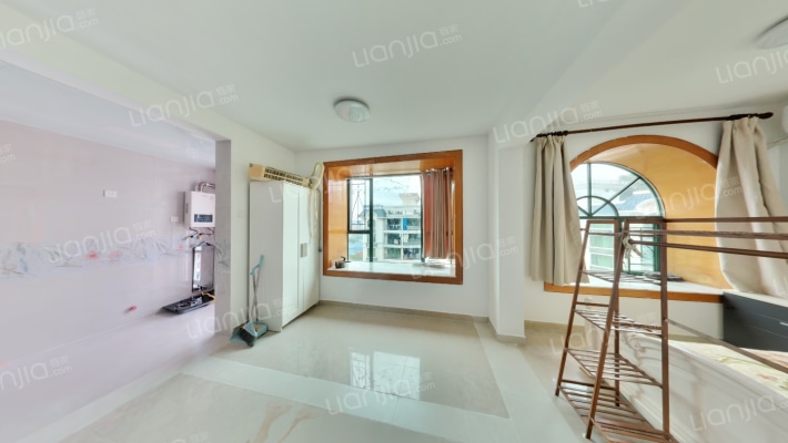 雍翠豪园二手房实景图