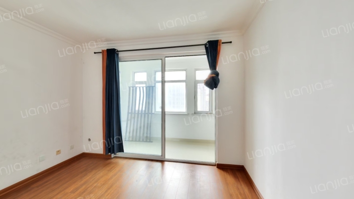 崆峒岛小区二手房实景图