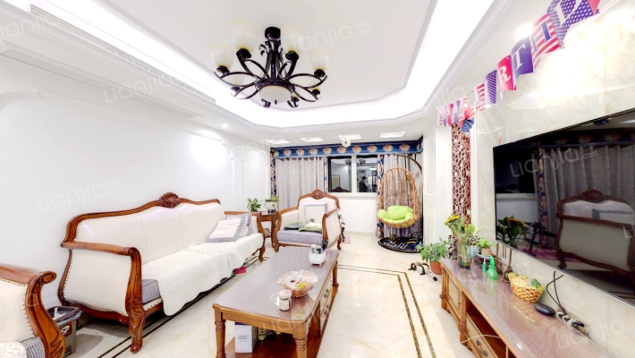 天彩名苑二手房实景图