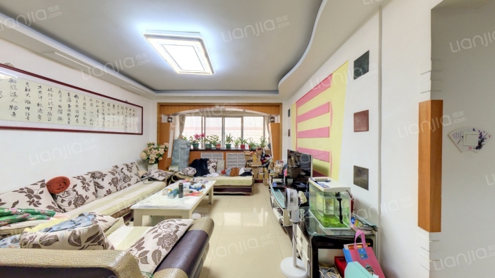 鸿运家园二手房实景图