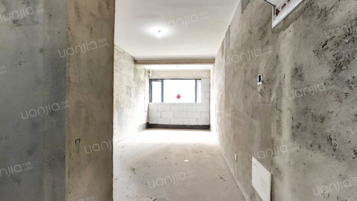 中南君启二手房实景图