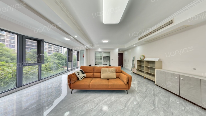 绿地新里城二手房实景图