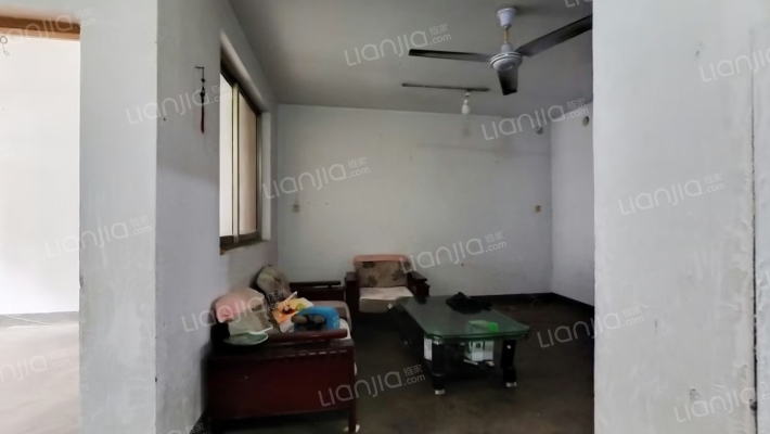 修配所家属院二手房实景图