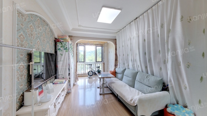 亿达春田馥园二手房实景图